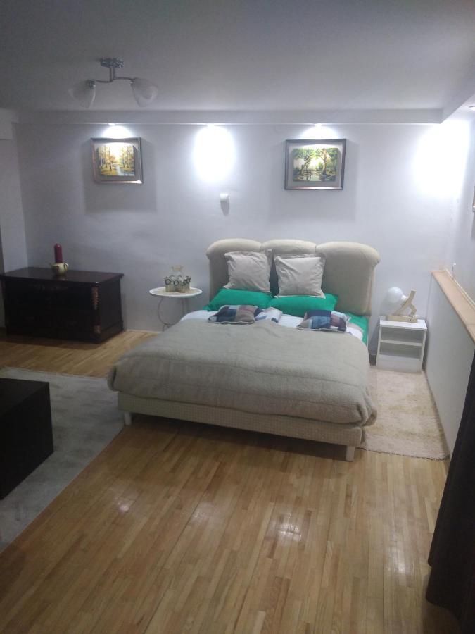 Goksi Apartment ซูโบติกา ภายนอก รูปภาพ